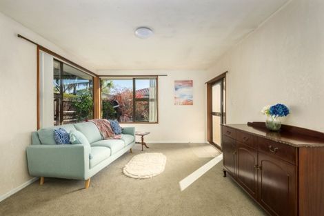 Photo of property in 2/279 Sawyers Arms Road, Bishopdale, Christchurch, 8053