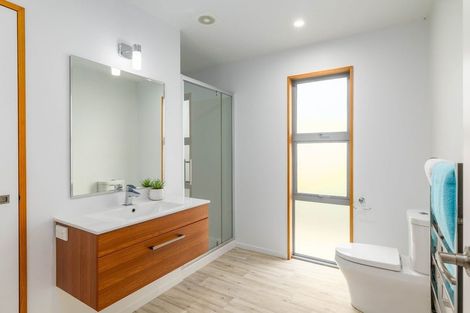 Photo of property in 5 Stoneyridge Close, Mount Pleasant, Christchurch, 8081