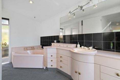 Photo of property in 135b Durrant Drive, Whangamata, 3620