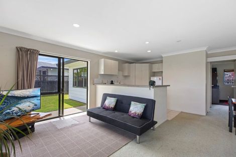 Photo of property in 225 Gravatt Road, Papamoa Beach, Papamoa, 3118