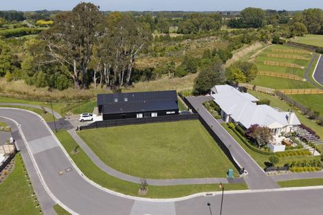 Photo of property in 10 Kahurangi Road, Halswell, Christchurch, 8025