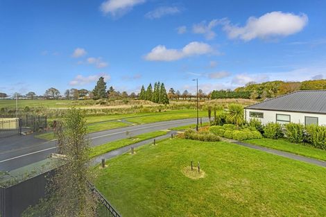 Photo of property in 16 Miromiro Street, Broomfield, Christchurch, 8042
