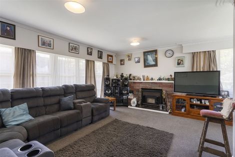 Photo of property in 39 Christmas Road, Manurewa, Auckland, 2102
