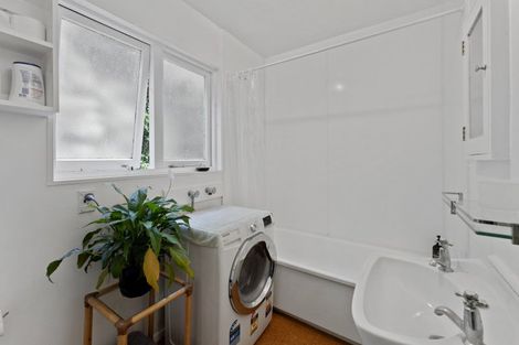 Photo of property in 4/31 Homebush Road, Khandallah, Wellington, 6035