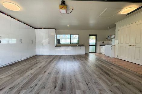 Photo of property in 180 Settlement Road, Papakura, 2110