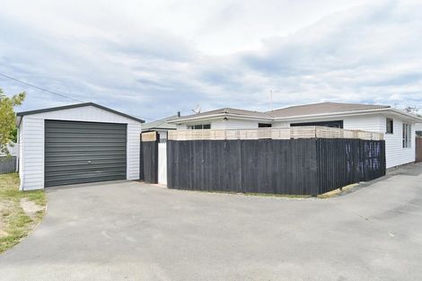 Photo of property in 242 Mairehau Road, Burwood, Christchurch, 8083
