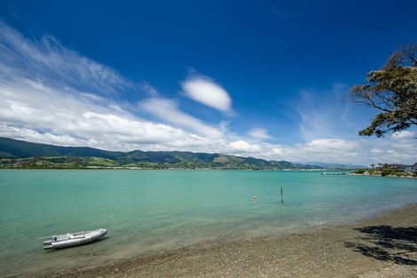 Photo of property in 90 Point Road, Monaco, Nelson, 7011