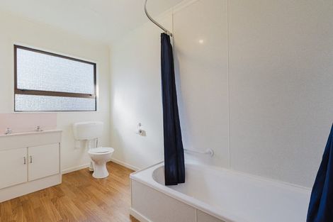 Photo of property in 1 Laurel Place, Awapuni, Palmerston North, 4412