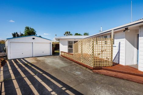 Photo of property in 20 Pinedale Parade, Milson, Palmerston North, 4414