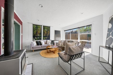 Photo of property in 35 Lincoln Road, Carterton, 5713