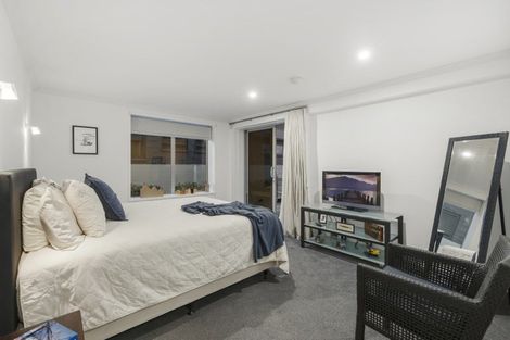 Photo of property in 1/104 Harbour Drive, Otumoetai, Tauranga, 3110