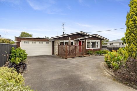 Photo of property in 15 Waitohu Valley Road, Otaki, 5512