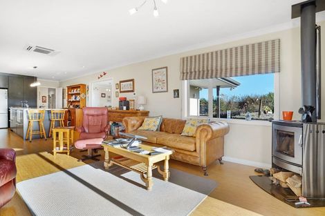 Photo of property in 39 Welch Road, Opaki, Masterton, 5871