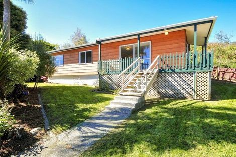 Photo of property in 19 Oaklands Grove, Clouston Park, Upper Hutt, 5018
