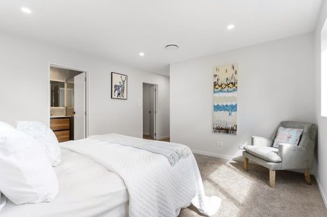 Photo of property in 9 Backridge Way, Flat Bush, Auckland, 2019