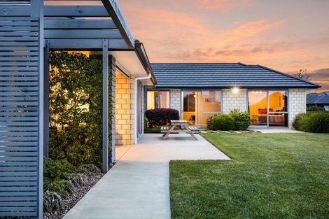 Photo of property in 35 Baxter Michael Crescent, Cambridge, 3434