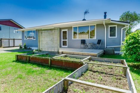 Photo of property in 21 Te Kupe Road, Paraparaumu Beach, Paraparaumu, 5032