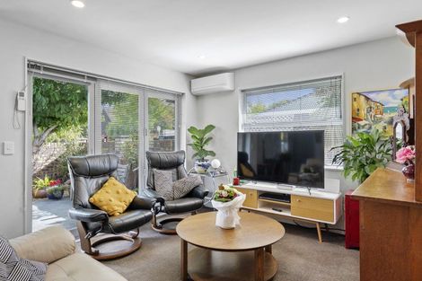 Photo of property in 80 Trafalgar Street, St Albans, Christchurch, 8014