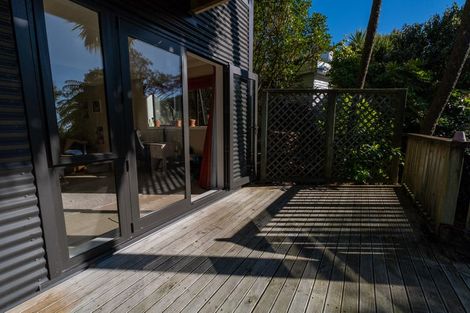 Photo of property in 3a Maldive Street, Khandallah, Wellington, 6035