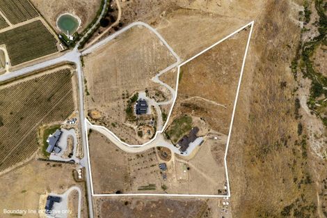 Photo of property in 11 Macmillan Lane, Mount Pisa, Cromwell, 9383