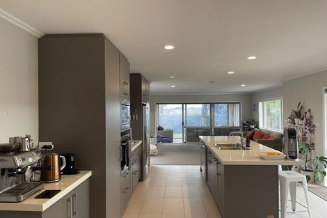 Photo of property in 44 Benmore Crescent, Pyes Pa, Tauranga, 3112