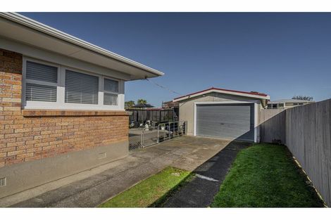 Photo of property in 203 Moanataiari Street, Thames, 3500