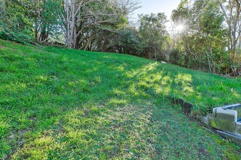 Photo of property in 19 Franklyn Road, Tawa, Wellington, 5028