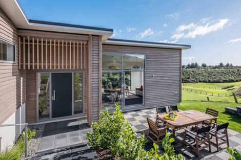 Photo of property in 14 Te Heke Place, Waikanae, 5036