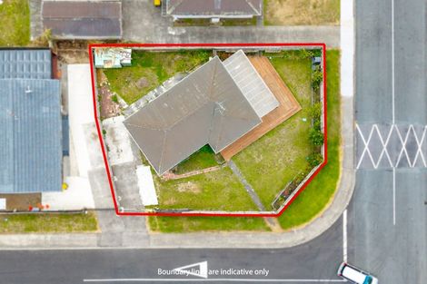 Photo of property in 1/1 Cooper Place, Papakura, 2110