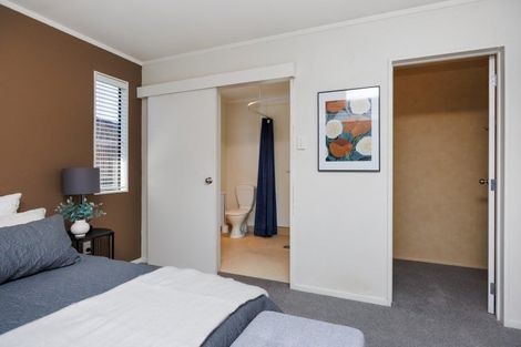 Photo of property in 92 Parnell Heights, Kelvin Grove, Palmerston North, 4414