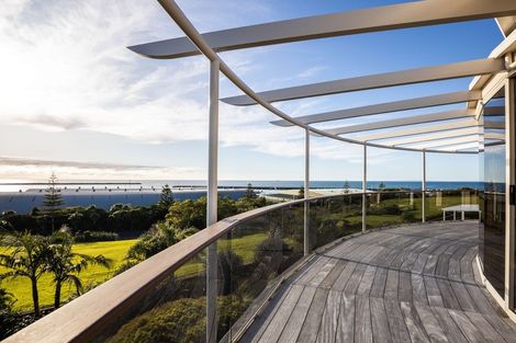 Photo of property in 50 Whiteley Street, Moturoa, New Plymouth, 4310