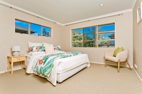Photo of property in 7 Wye Oak Drive, Schnapper Rock, Auckland, 0632