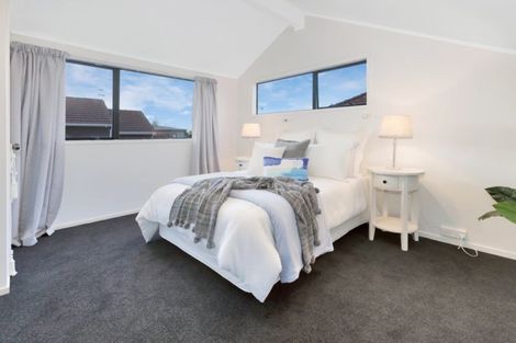 Photo of property in 45a Harbour View Road, Point Chevalier, Auckland, 1022
