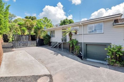 Photo of property in 2/8 Cranston Street, Torbay, Auckland, 0632