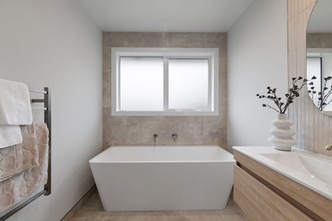 Photo of property in 40 James Line, Kelvin Grove, Palmerston North, 4414