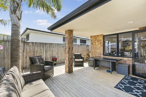 Photo of property in 9 Ella Place, Papamoa Beach, Papamoa, 3118