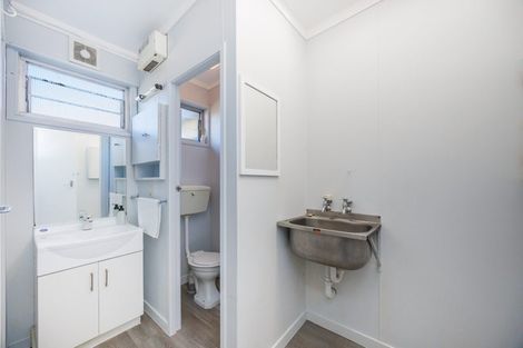 Photo of property in 4/521 Featherston Street, Roslyn, Palmerston North, 4414