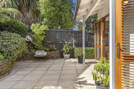 Photo of property in 34 Oakford Close, Riccarton, Christchurch, 8011