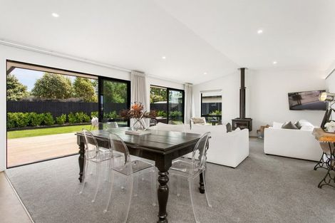 Photo of property in 52 Suffolk Drive, Kirwee, 7571