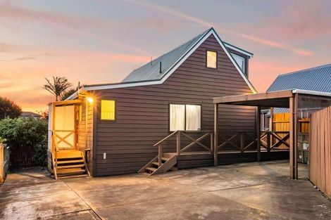 Photo of property in 21 Rogan Street, Mount Roskill, Auckland, 1041