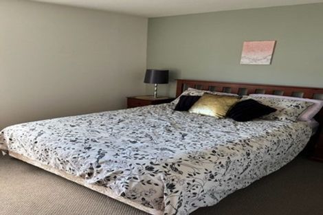 Photo of property in Montreaux, 164 The Terrace, Wellington Central, Wellington, 6011