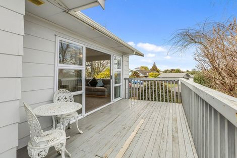 Photo of property in 64 Pohutukawa Drive, Pukete, Hamilton, 3200
