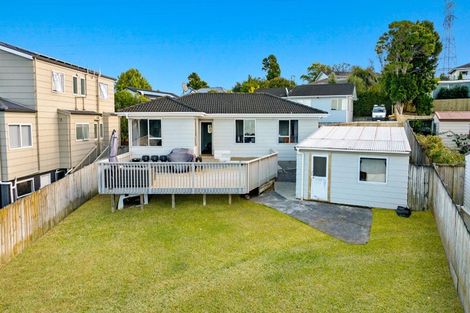 Photo of property in 1/14 Doone Place, Massey, Auckland, 0614
