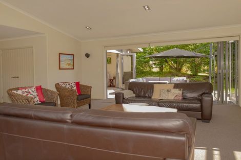 Photo of property in 9 Taunui Place, Cooks Beach, Whitianga, 3591