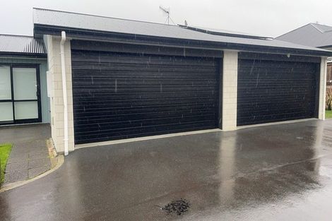 Photo of property in 1/144 Forest Lake Road, Forest Lake, Hamilton, 3200