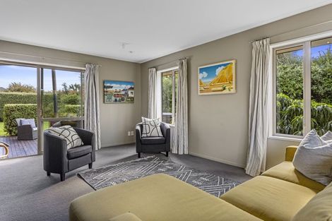 Photo of property in 8 Elm Drive, Rangiora, 7400