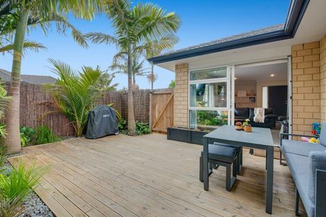 Photo of property in 37c Doment Crescent, Orewa, 0931