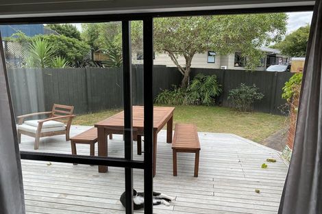 Photo of property in 89 Queens Road, Waikanae Beach, Waikanae, 5036