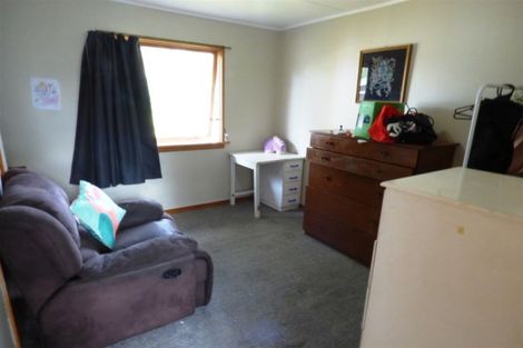 Photo of property in 23 Gorge Road, Clinton, 9534