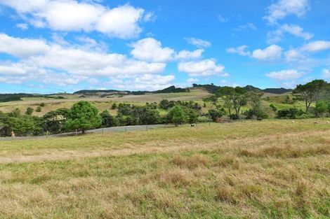 Photo of property in 39 Crosland Road, South Head, Helensville, 0874